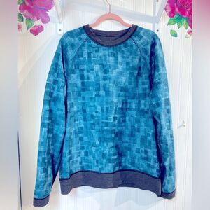 Lululemon Men's Blue Patterned geometrical Print Sweater Reversible Sz L